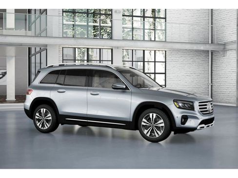New 2026 Mercedes-Benz GLB 250 image 12