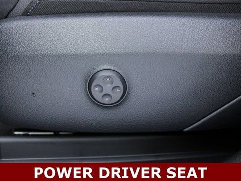 New 2025 Mercedes-Benz GLC 350e 4MATIC image 13