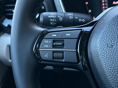 New 2026 Honda Pilot Touring image 17