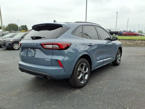 Used 2023 Ford Escape ST-Line w/ Tech Pack #1 AWD/4WD image 5