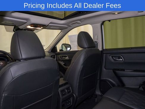 New 2026 Nissan Rogue Platinum w/ Platinum Premium Package AWD/4WD image 18