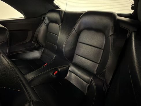 Used 2017 Ford Mustang GT Premium RWD image 21