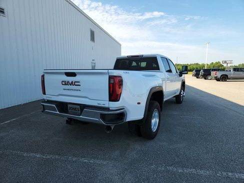Used 2025 GMC Sierra 3500 SLE w/ SLE Value Package AWD/4WD image 26