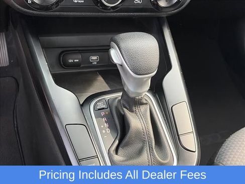 Used 2022 Kia Soul LX w/ Technology Package FWD image 13