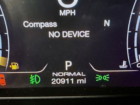 Used 2022 Maserati Levante GT image 14