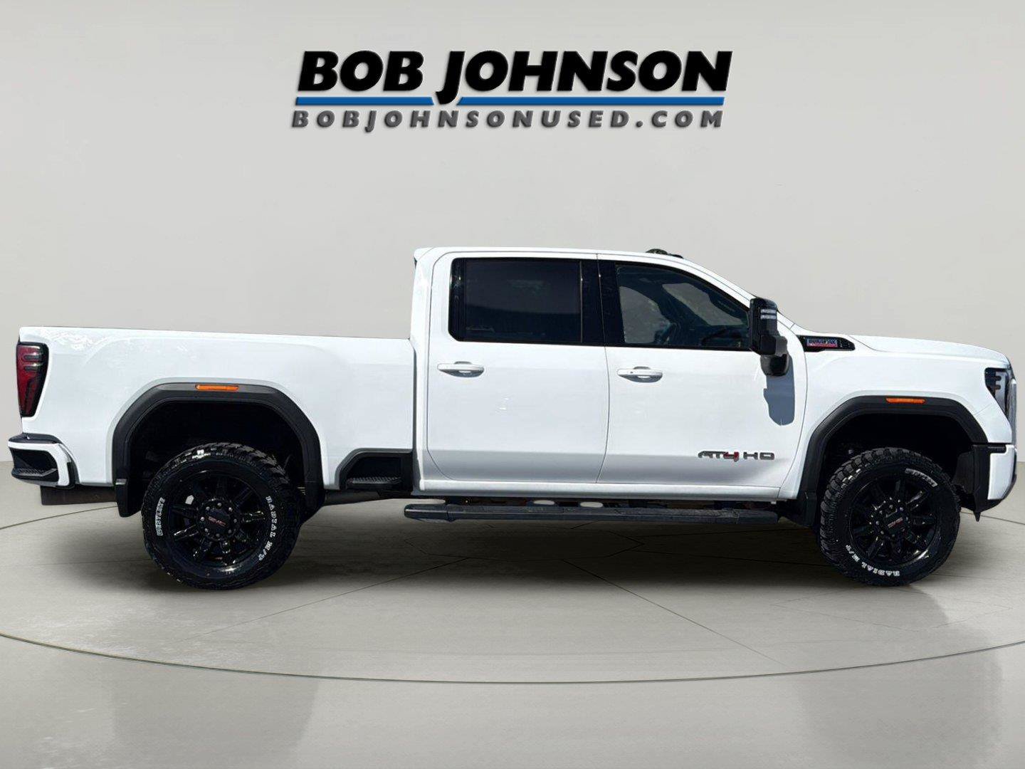 Used 2024 GMC Sierra 3500 AT4 w/ AT4 Preferred Package AWD/4WD image 8