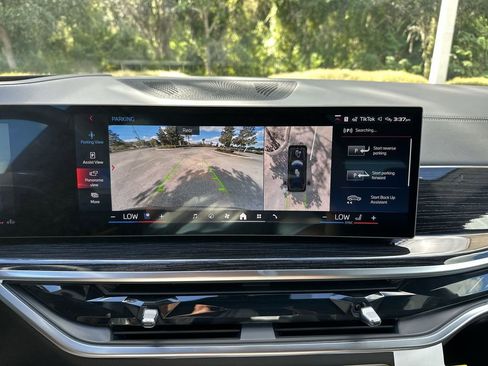 New 2026 BMW X7 M60i image 21