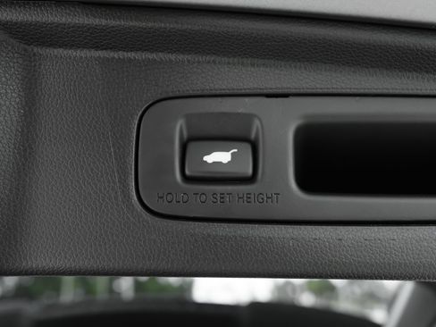 Used 2023 Honda CR-V EX-L image 42