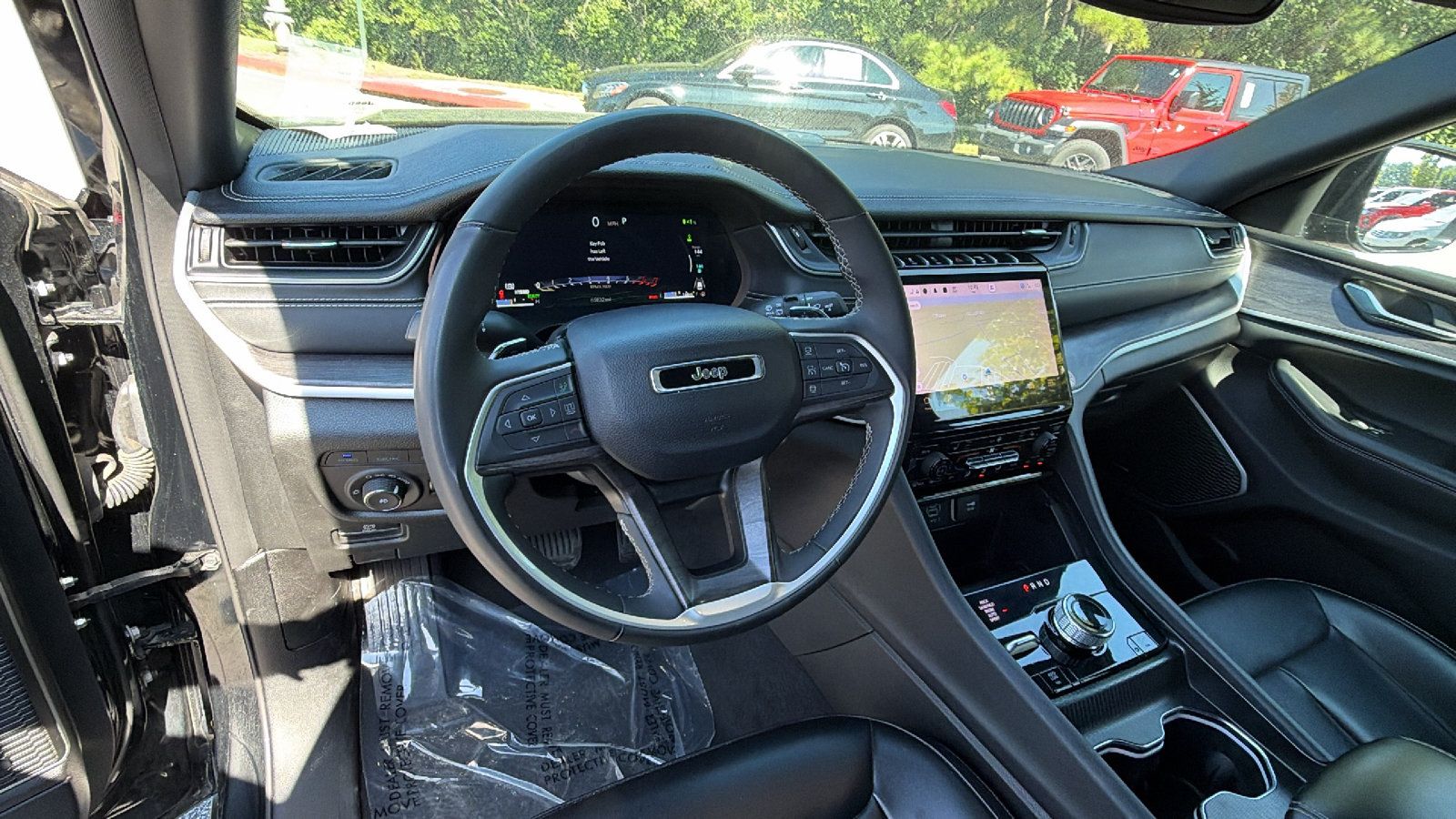 Used 2024 Jeep Grand Cherokee Limited 4xe AWD/4WD image 25