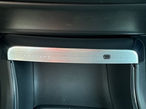 Used 2024 Cadillac Lyriq Sport RWD image 8