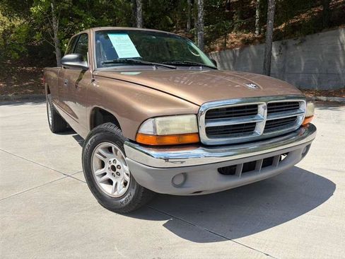 Used 2001 Dodge Dakota 2WD Club Cab image 1