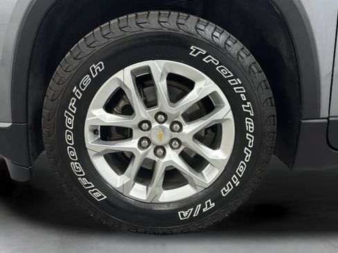 Used 2021 Chevrolet Traverse LS AWD/4WD image 25