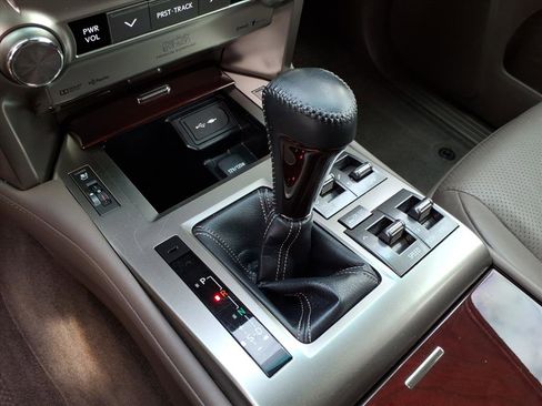 Used 2019 Lexus GX 460 Luxury image 20