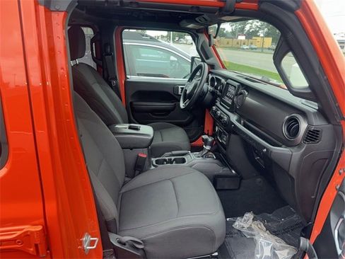 Used 2023 Jeep Wrangler Sport image 35