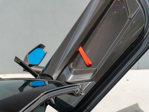 Used 2020 Lamborghini Aventador SVJ AWD/4WD image 75