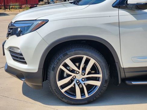 Used 2017 Honda Pilot Elite image 8