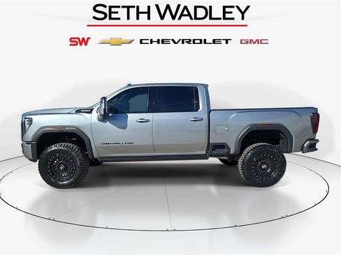 Used 2024 GMC Sierra 2500 Denali Ultimate image 4