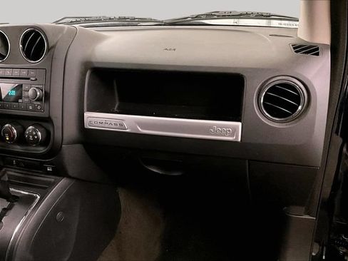 Used 2014 Jeep Compass Sport w/ All Weather Capability Group AWD/4WD image 16