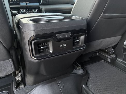 Used 2023 GMC Sierra 1500 AT4 w/ AT4 Preferred Package AWD/4WD image 18