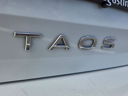 Used 2022 Volkswagen Taos S image 12
