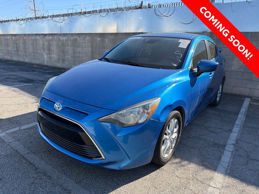 Used 2018 Toyota Yaris iA FWD image 2