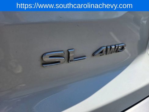 Used 2023 Nissan Pathfinder SL AWD/4WD image 36