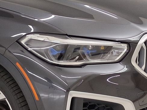 Used 2021 BMW X6 sDrive40i w/ Executive Package RWD image 9