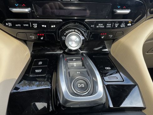 Used 2022 Acura MDX FWD w/ Technology Package image 27