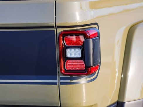 New 2026 Jeep Gladiator Rubicon AWD/4WD image 10