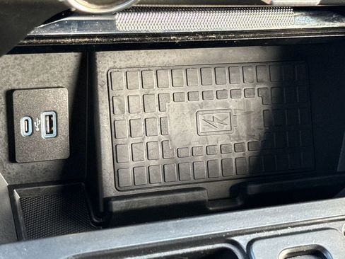 Used 2022 Ford F150 Lariat w/ Equipment Group 502A High image 24