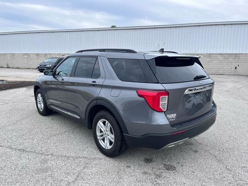Used 2024 Ford Explorer XLT w/ Equipment Group 202A AWD/4WD image 5