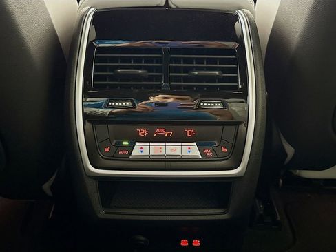 Used 2026 BMW X5 sDrive40i w/ Executive Package image 27