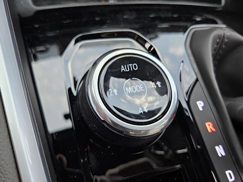 New 2026 Chevrolet Colorado ZR2 w/ Technology Package image 15