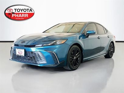 Used 2025 Toyota Camry SE w/ Convenience Package
