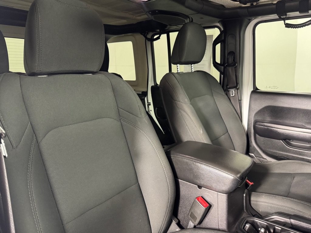 Used 2018 Jeep Wrangler Unlimited Sport S AWD/4WD image 26