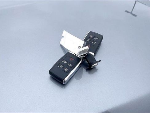 Used 2023 Jaguar F-PACE S image 12