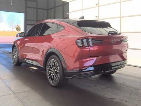 Used 2024 Ford Mustang Mach-E Premium image 6