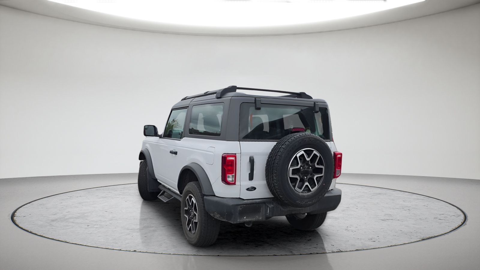 Certified 2022 Ford Bronco 2-Door AWD/4WD image 4