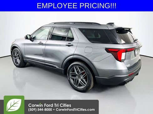 New 2026 Ford Explorer ST w/ Sun And Sound Package AWD/4WD image 11