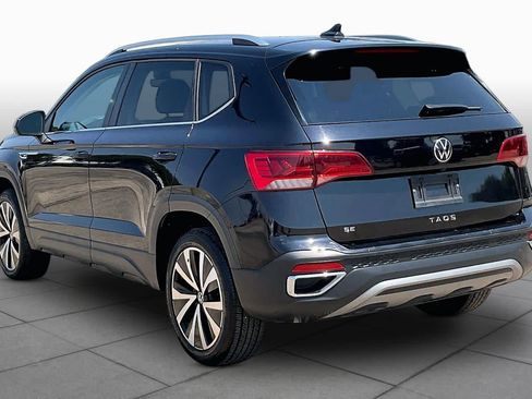 Used 2024 Volkswagen Taos SE FWD image 11