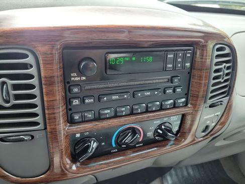 Used 2002 Ford F150 Lariat AWD/4WD image 21