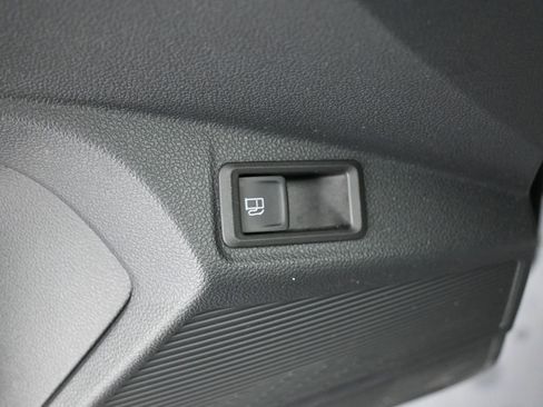 Used 2024 Volkswagen Taos S image 25