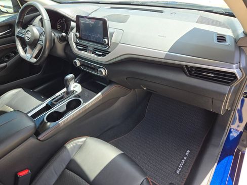 Used 2023 Nissan Altima 2.5 SR FWD image 27