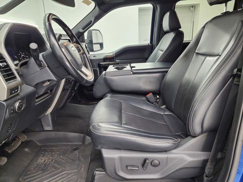 Used 2022 Ford F350 Lariat w/ Tremor Off-Road Package image 8