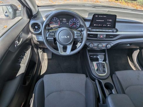 Used 2024 Kia Forte LXS FWD image 14