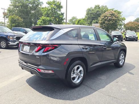 Used 2023 Hyundai Tucson SE w/ Cargo Package AWD/4WD image 3