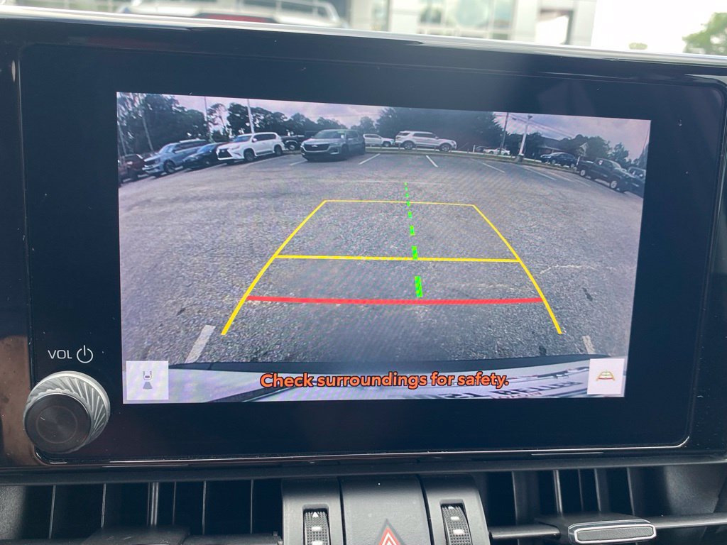 Used 2025 Toyota RAV4 XLE Premium AWD/4WD image 29