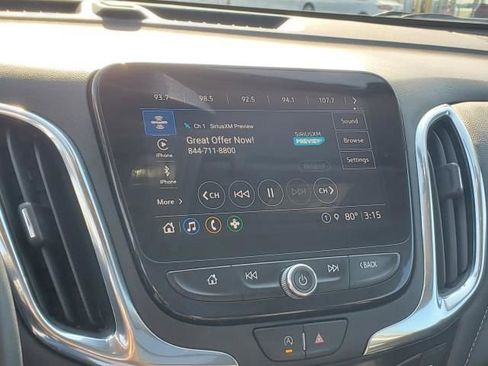 Used 2023 Chevrolet Equinox Premier image 25