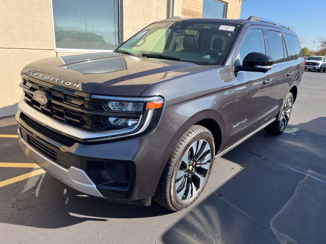 Certified 2026 Ford Expedition Platinum w/ Driver's Package AWD/4WD image 5