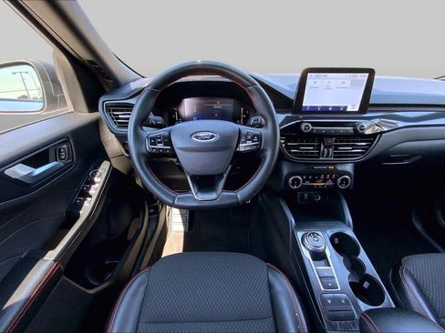Used 2024 Ford Escape ST-Line AWD/4WD image 6